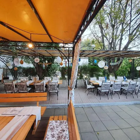 מלון Family Kedara בורגאס