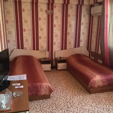 Ξενοδοχείο Family Kedara 2*