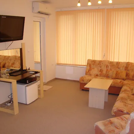 מלון Family Kedara