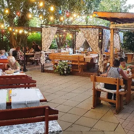 Family Kedara Hotel 2*