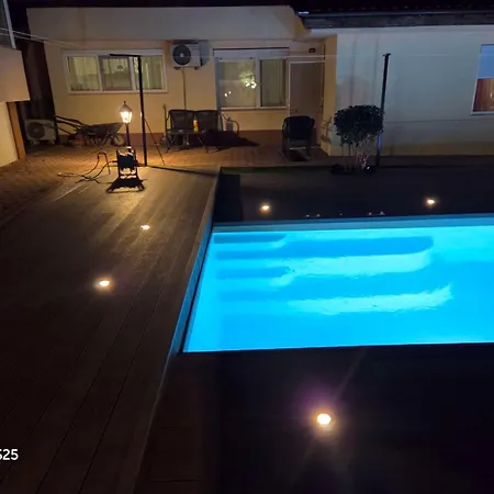 Family Kedara Hotel 2*